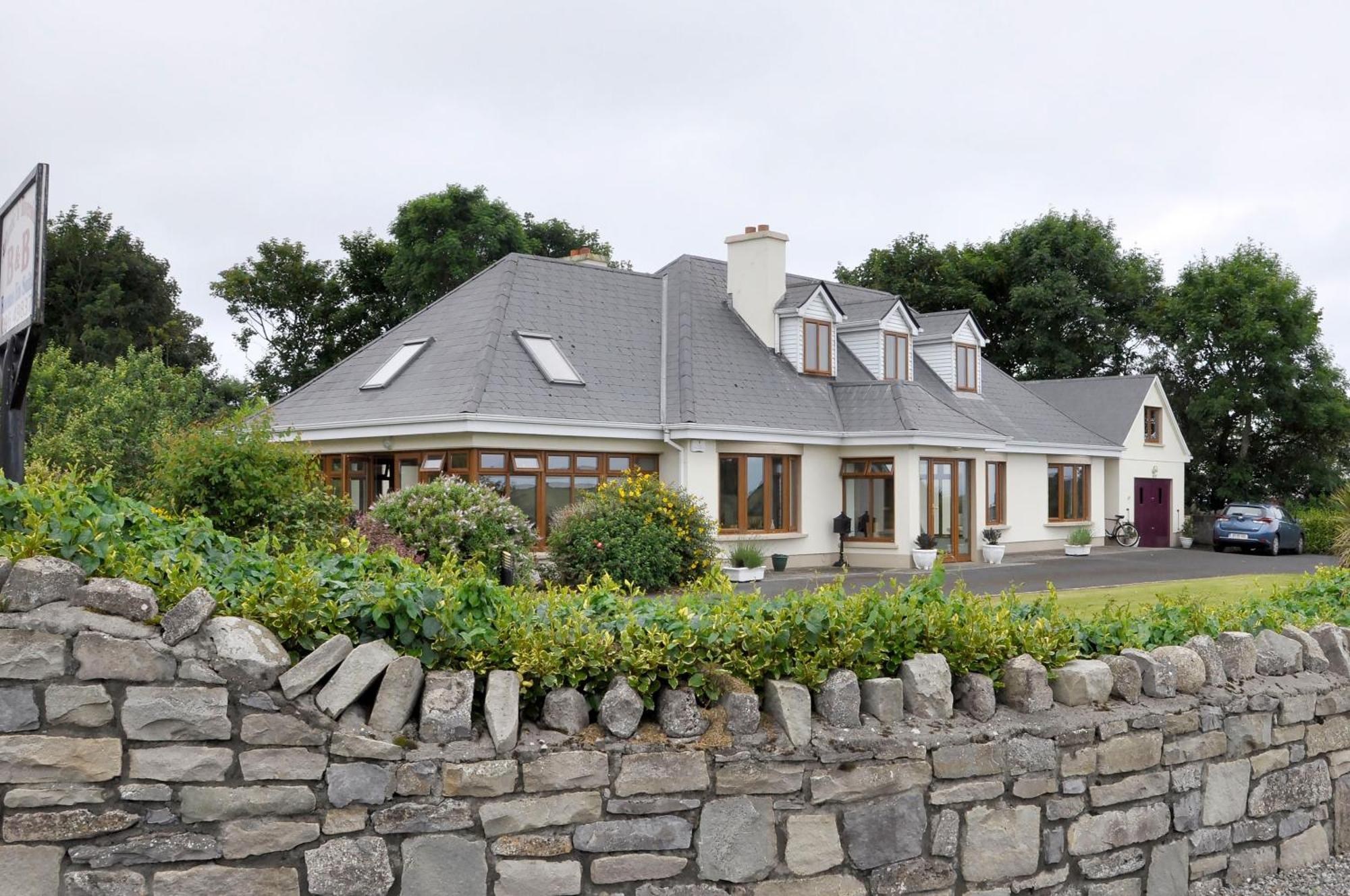Atlantic 'N' Riverside B&B Easkey Exteriör bild